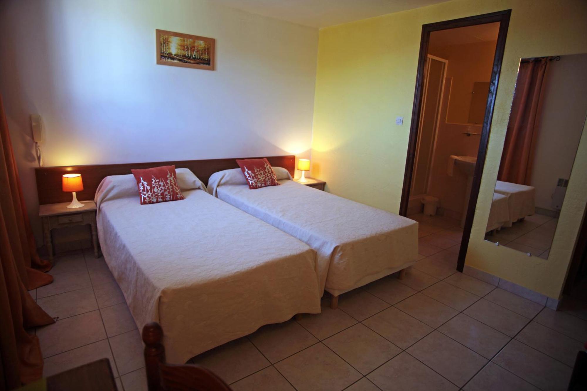 Logis Hotel Le Pressoir Saint-Chinian Zewnętrze zdjęcie